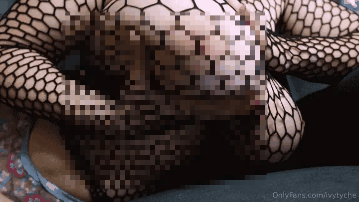 onlyfans绝美爆乳女王ivytyche乳交视频合集!5小时+390P 共12.8GB！ 预览图 5