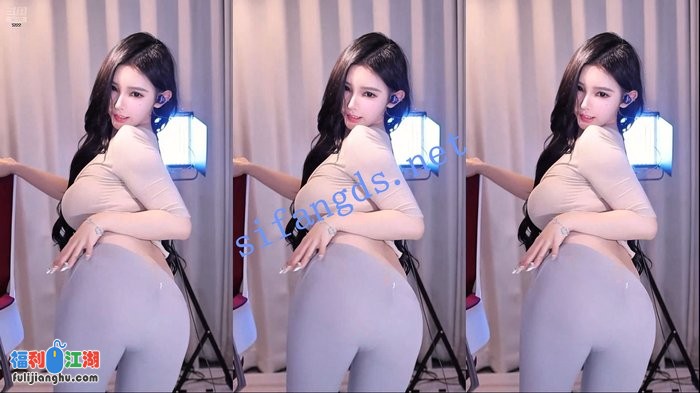 【斗鱼】谁的小棉袄呢，超火高级定制+绝顶骚舞14V[某房原版]【1.03G】 预览图 4