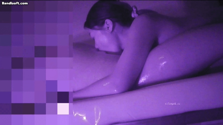 【韩国水疗偷拍】口爆毒龙打飞机技师的全套服务 预览图 5