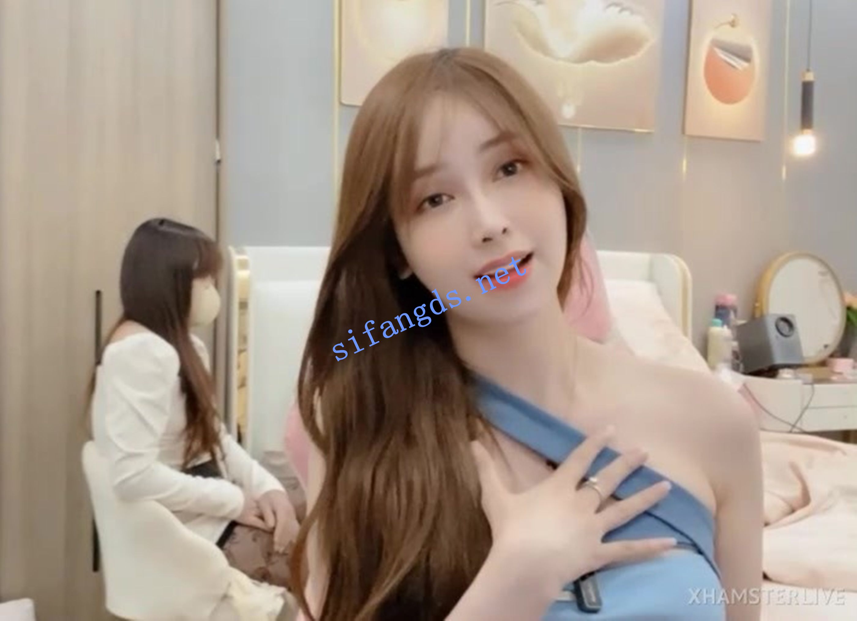 灬逆天颜值【anna102】闺蜜双秀~激情骚舞~黑牛自慰~爽到起飞~