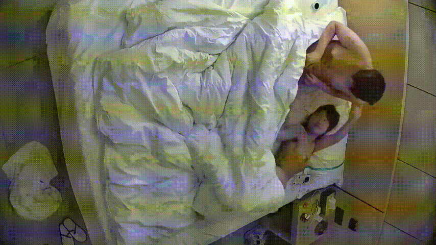 公寓酒店 12-16 超极品美女全程肉戏 续 女人肤白貌美 温顺贴心 昨天住店激情之后 今天退房前打个晨炮 预览图 2