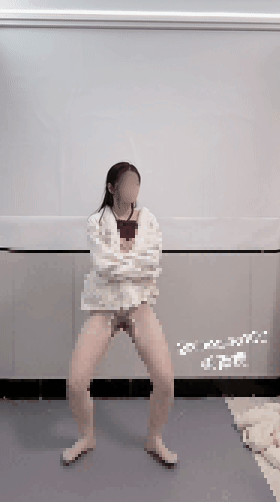 【重磅】舞蹈生小乔 最新长视频付费裸舞 三点 顶臀 抖穴 预览图 3