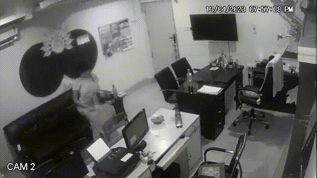 印度监控流出❤️老板在办公室和秘书多次发生性关系，被监控摄像头拍了下来！ 预览图 3