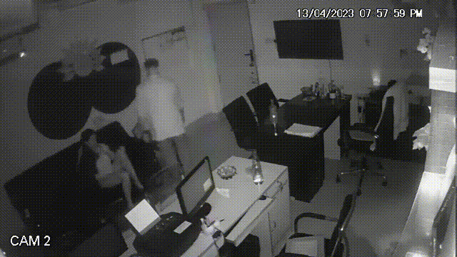 印度监控流出❤️老板在办公室和秘书多次发生性关系，被监控摄像头拍了下来！ 预览图 2