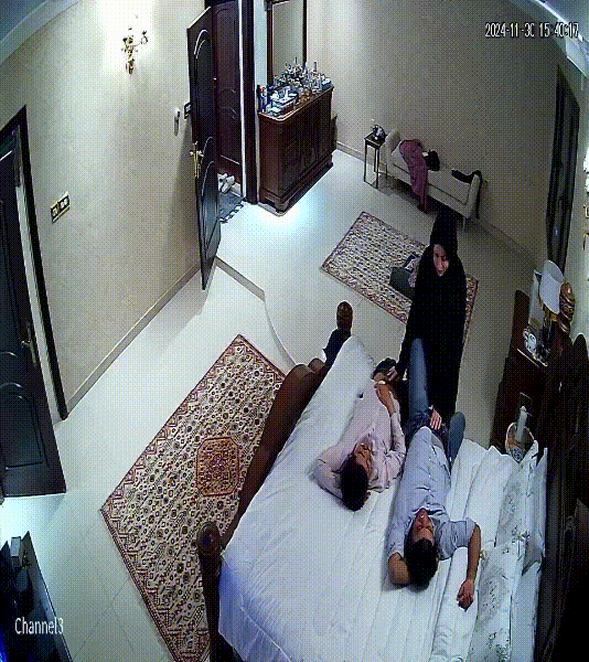 印度家庭监控流出❤️与好兄弟分享妻子，这家庭环境得是富人吧，玩得真花呀！ 预览图 4