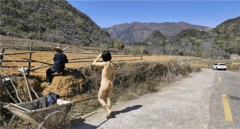 【cikaimoon】超清 农村自由行❤️引全村留守老头出来观看(2V) 预览图 1