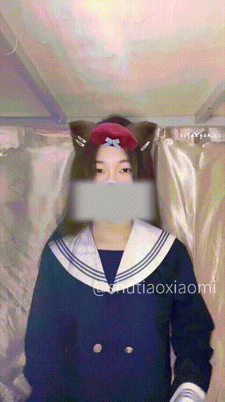 ⚫️推特搞怪清纯萌妹【薯条小咪】最新12月VIP福利，裸舞自慰吃鸡啪啪，样样精通的小嫩母狗(32V) 预览图 2