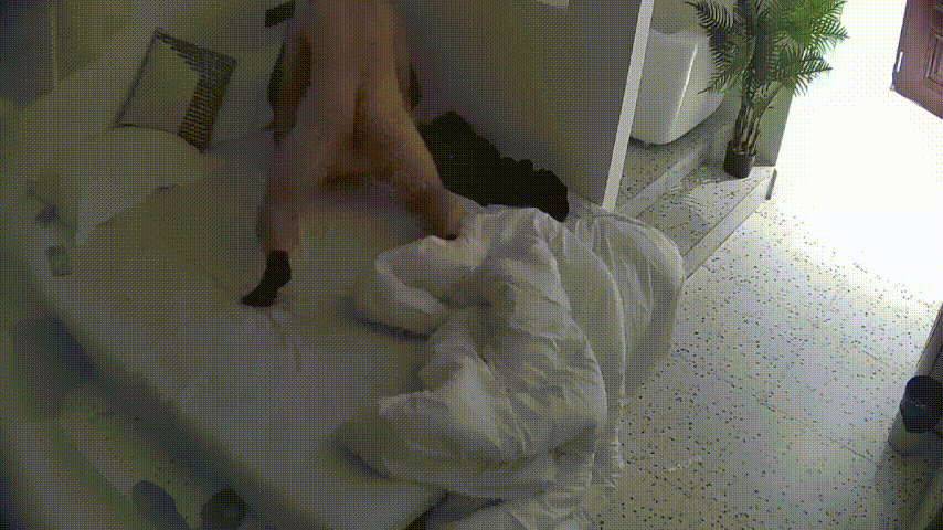 大学城 12-16 中年夫妻性趣不小啊 中年男有点意思 实力还可以 更通过换姿势冷却技能延长时间 可以学一下 预览图 5