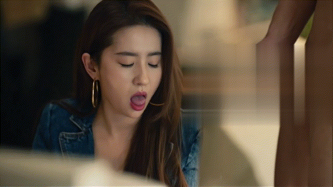 【AI推演视频】玫瑰的故事魔改版！神仙姐姐各种花活！ 预览图 6