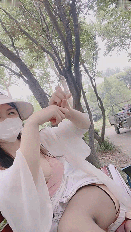 户外尤物【桃子】骚臀瑜伽 户外公园自慰 敏感体质很会喷水 预览图 15