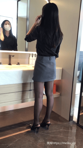 素人大学生足拍【东坡先生原创】敏感型高颜值大二学妹啪啪 足交合集【269V40G】 预览图 24