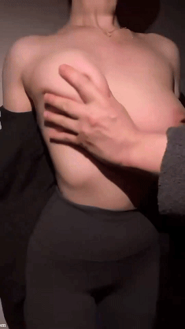 推特顶级美乳肥臀博主【狗爹和小桃】前东航校花被金主爸爸包养调教合集 预览图 4