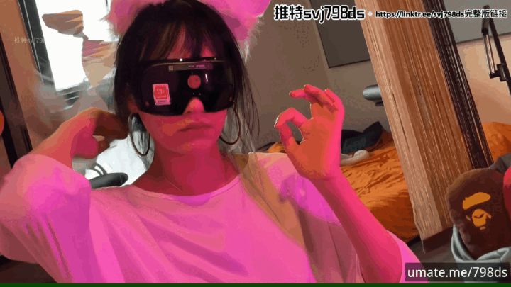 极品情侣博主【Svj798ds】身长腰细、巨乳白虎漫画腿 极品嫩模身材,各种大尺度,足交，日常爱爱记录AI增强版合集 预览图 23