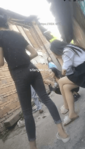 偷拍小巷站街女【探索按摩院/都说要校服】勇闯按摩店偷拍4位无套啪啪合集【76V28G】 预览图 5