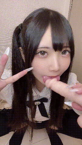 tasoti_san COS制服女仆黑丝~死库水~道具骑乘自慰【113V49G】 预览图 3