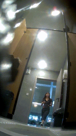 ⚫️精品厕拍⑵，脸穴同框真实偷拍公共女卫超多小姐姐方便(12V) 预览图 8