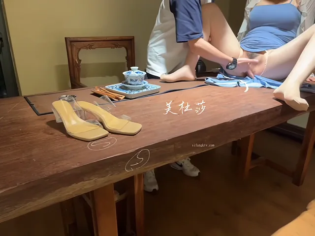 美杜莎/meidusha91 – 高颜值超骚母狗 口交群P户外露出 合集【139V23G】 预览图 15