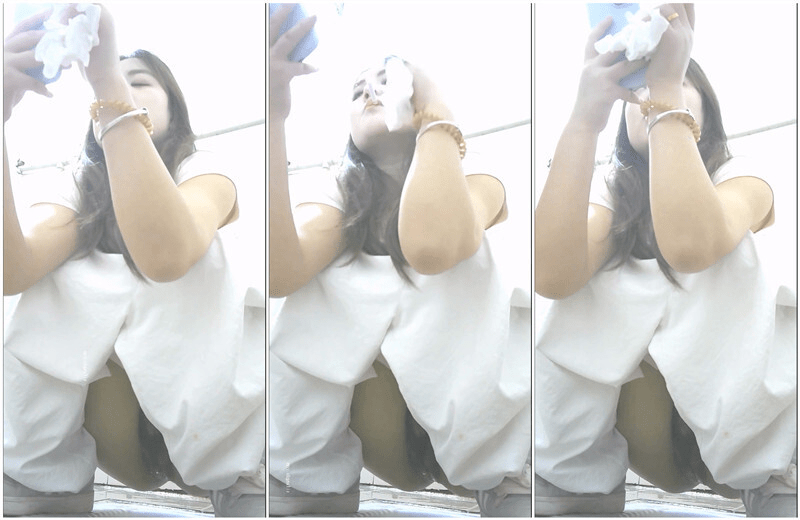 快餐店女厕全景偷拍多位美女❤️各种美鲍鱼完美展示 预览图 1