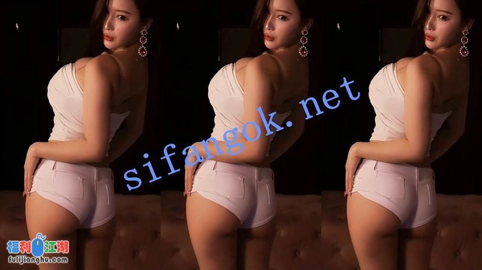 【斗鱼】谁的小棉袄呢 新年大礼包 超火高定最猛系列12V[某房原版]【1.59G】 预览图 1