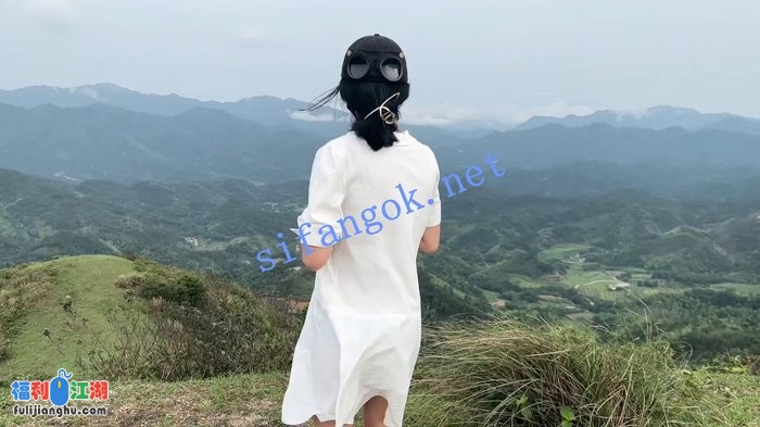 ❤️【cikaimoon】全裸户外遛狗 尾随挑逗老大叔！[某房原版]【2.58G】 预览图 2