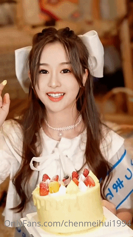 中国籍退役AV女优【陈美惠】OnlyFans付费订阅私拍花式紫薇3P内射非常强大 预览图 13