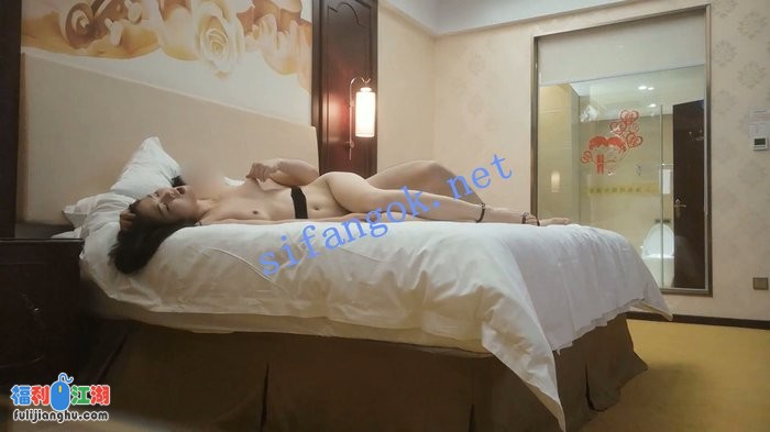 收藏级大作：酒店私约长腿172cm文静反差骚鸡女 上[某房原版]【2.54G】 预览图 5