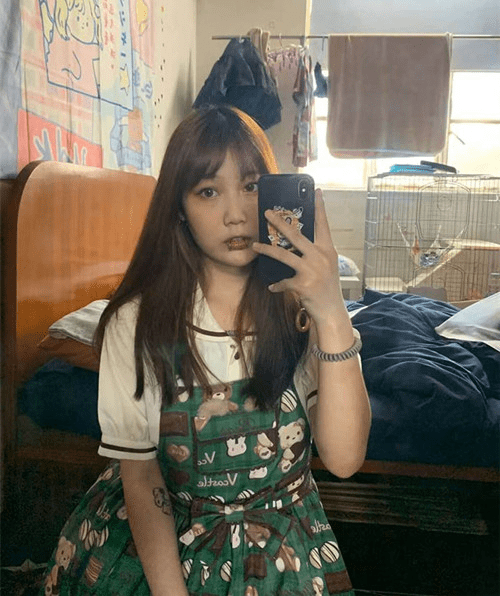 广西超淫站街女刘紫鑫骚逼肥美多汁深不可测❤️性欲旺盛边干边震假屌齐上阵才微微满足！ 预览图 1