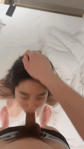 重磅推荐！2位纯天然校花被干【今晚又要废了/极品小鲍鱼】酒店3P无套内射！【59V57G】 预览图 15