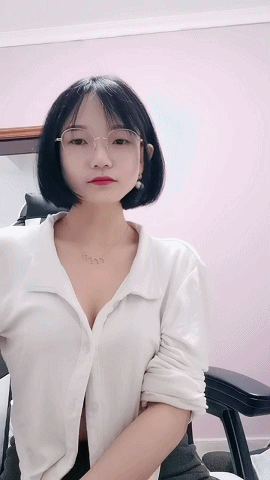 SM极品小萝莉【字母圈小萝莉】吸奶滴蜡道具自慰，芥末涂B爽的浪叫 61V 108G 预览图 18