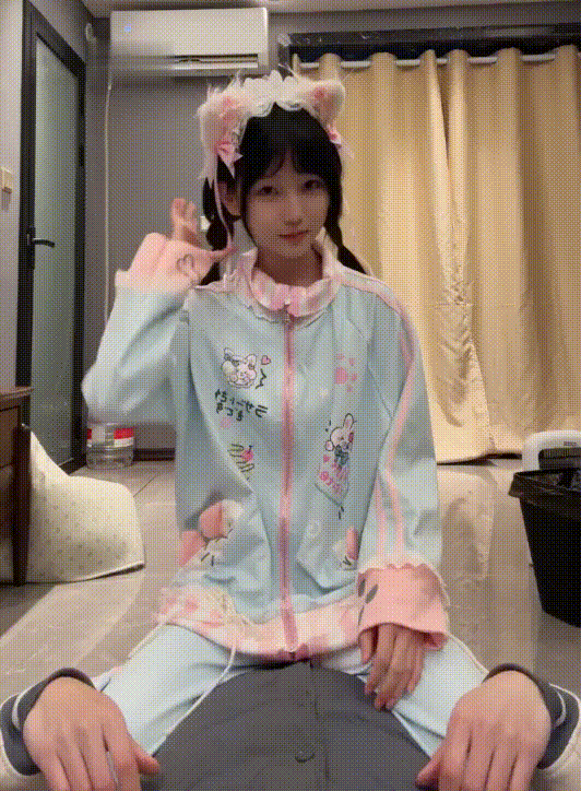 【玩物社交】狗哥TJ，搭讪开发素人 口舌 口爆，踩射，各种素人真实调教大合集 333V/188G 预览图 5