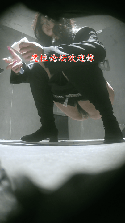 全网首发【酒吧全景厕拍】各种美女如云1-4合集【82V16G】 预览图 13