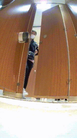 ⚫️精品厕拍，固定近景偷拍超多漂亮小姐姐方便，浑圆大屁股欣赏双洞(11V) 预览图 6