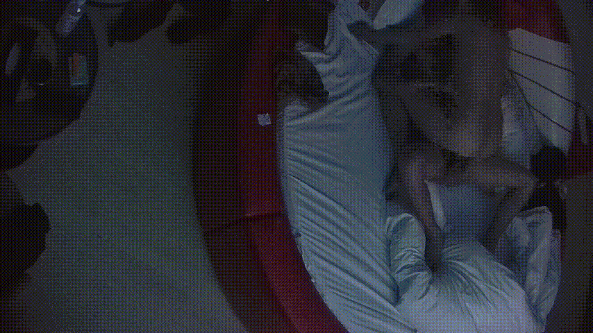 情趣台 12-29 姐弟恋的两人开房操 年轻体力就是不错 连搞两炮才收兵 姐姐不让弟弟看手机 专心操她 预览图 3