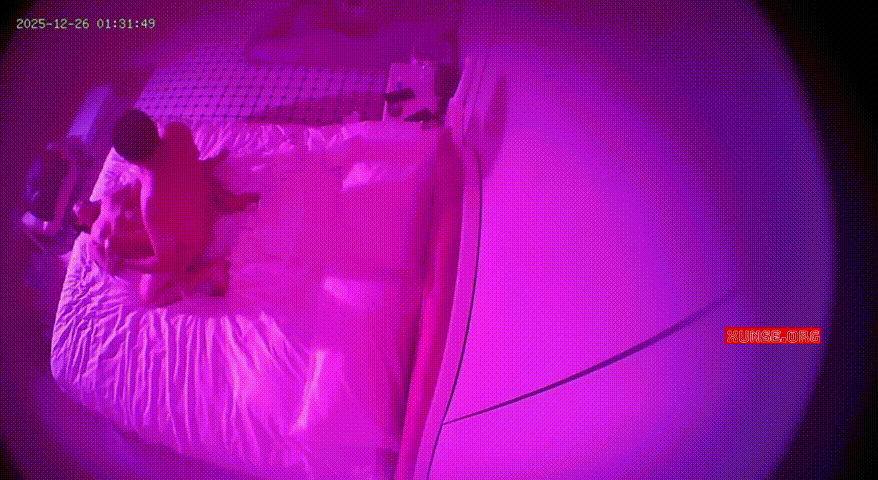 上帝视角 12-26 大奶妓女炮房接客实录 面对不同的大哥 不仅要口交 毒龙 波推和被操 现在还有臀推 预览图 4