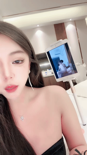 ❤️尤物小妖精~【西奶】带闺蜜约炮，被狠干双洞爆浆【26V/31.1G】 预览图 9