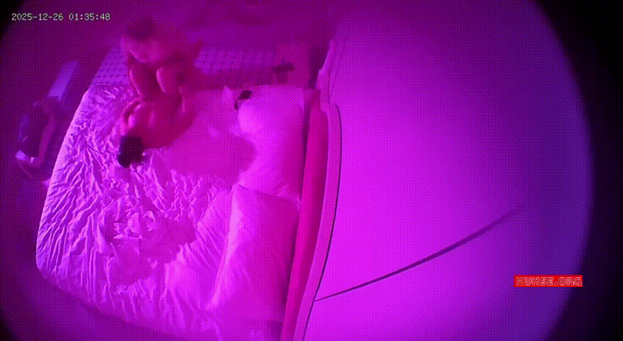 上帝视角 12-26 大奶妓女炮房接客实录 面对不同的大哥 不仅要口交 毒龙 波推和被操 现在还有臀推 预览图 5