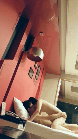 外网流出的韩国探花洗浴中心红灯区外围推油口交侍奉的约啪实录 预览图 3