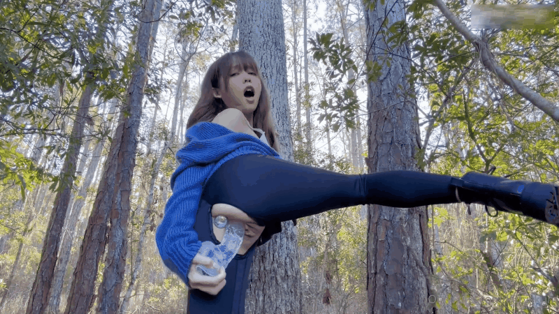 OF✅KittyxKum✅2026.01.19 外面好冷啊～看来得让自己热起来才行 预览图 4