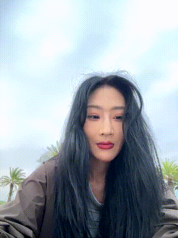 气质骚少妇【solinger】大胆户外露出 跳蛋发骚喷水 第二弹 近期最新 预览图 9