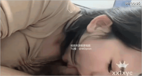 12月推特约炮网黄「深圳第一深情」《极品颜值纹身妹 汉服嫩妹换上黑丝情趣》调教露脸超高颜值女大层出不穷爱不释手（完整版）25V 预览图 7