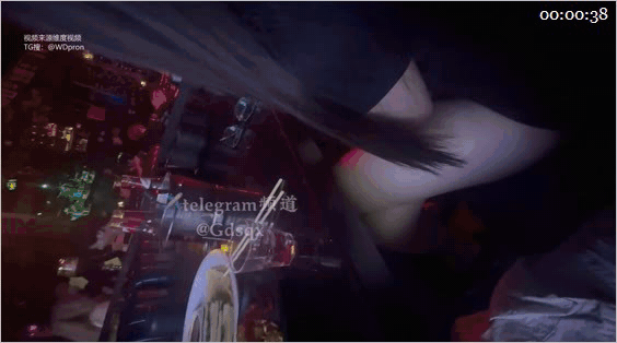 12月推特约炮网黄「深圳第一深情」《极品颜值纹身妹 汉服嫩妹换上黑丝情趣》调教露脸超高颜值女大层出不穷爱不释手（完整版）25V 预览图 2