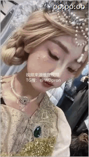 12月推特约炮网黄「深圳第一深情」《极品颜值纹身妹 汉服嫩妹换上黑丝情趣》调教露脸超高颜值女大层出不穷爱不释手（完整版）25V 预览图 15