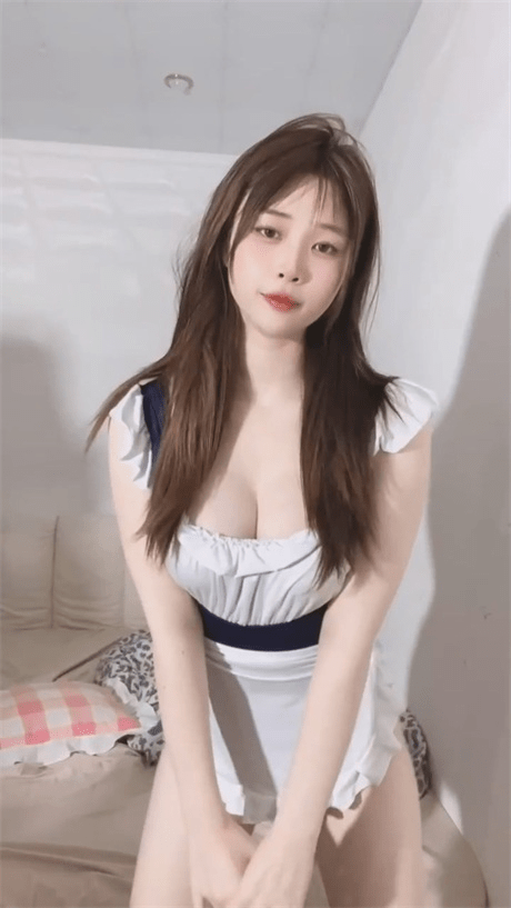 ❣️推荐❣️抖音颜值嫩妹【甜子兔】好身材大长腿，裸舞诱惑，姐妹拉拉双女秀262V 预览图 1