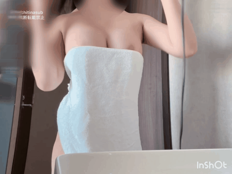 日本巨乳大奶博主【muchitina】12.26 订阅新作【1V_997M】 预览图 1