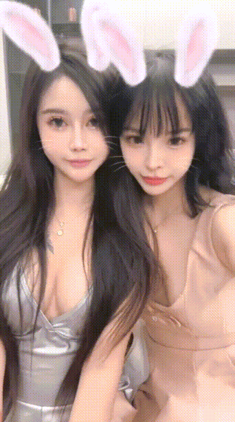 ✅广佛深第一楼凤反差婊骚母狗『晴宝』最新十二月联合闺蜜接客双飞，户外，性爱为了生活的卖逼女(6V) 预览图 1