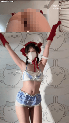 【推特 yum_707/玉米】最新VIP专享 双视角骚舞 汽车摇 抖奶 预览图 1