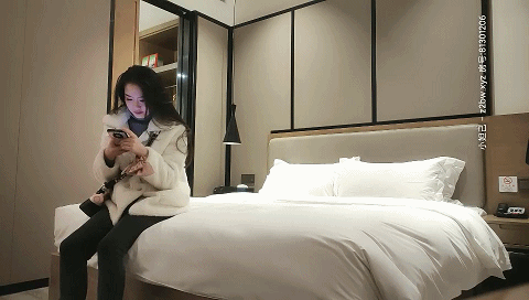 专约高颜值美女【壹屌探花】惊心动魄差点被发现偷拍去重原版+2K修复版合集 预览图 41