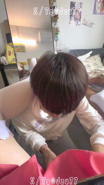 ✅洛丽塔COS少女『季节』加藤惠 摩卡小樱 白丝白手套口交足交榨精！主动女上骑乘榨精(3V) 预览图 4