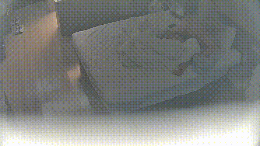 大学城 1-30 少妇穿着大镂空渔网袜跟男人玩情趣 嘴巴不仅会含屌 还能被操 就是画质差了点 不过剧情不差 可以看 预览图 7