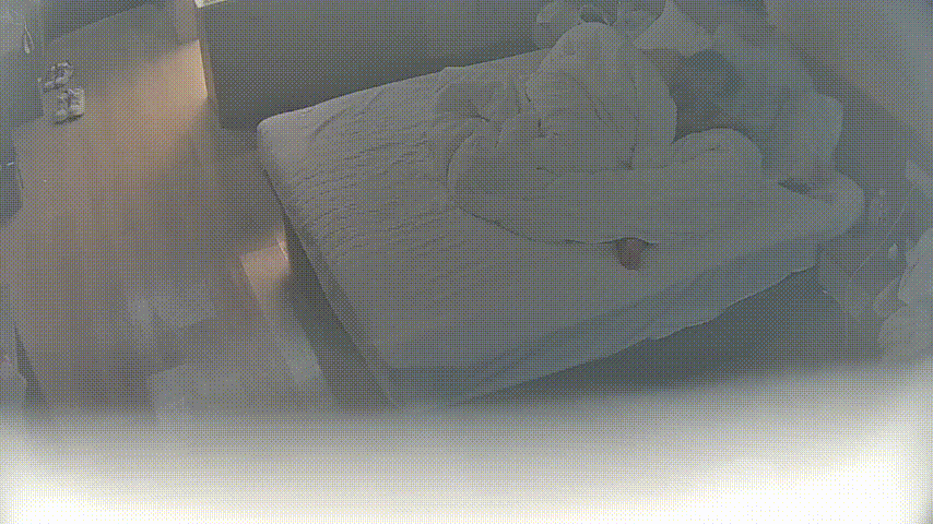 大学城 1-30 少妇穿着大镂空渔网袜跟男人玩情趣 嘴巴不仅会含屌 还能被操 就是画质差了点 不过剧情不差 可以看 预览图 4